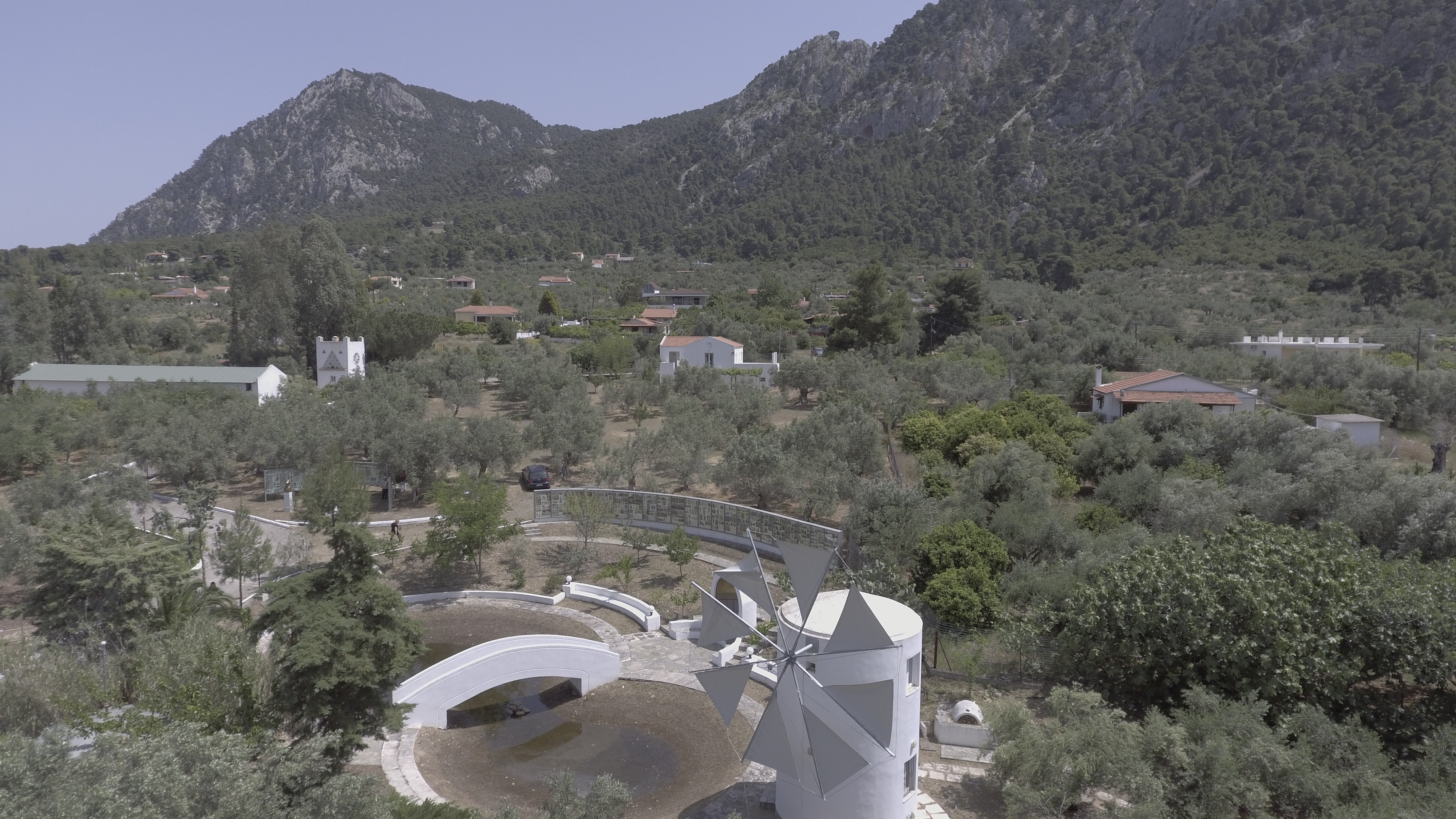 Η Λίμνη